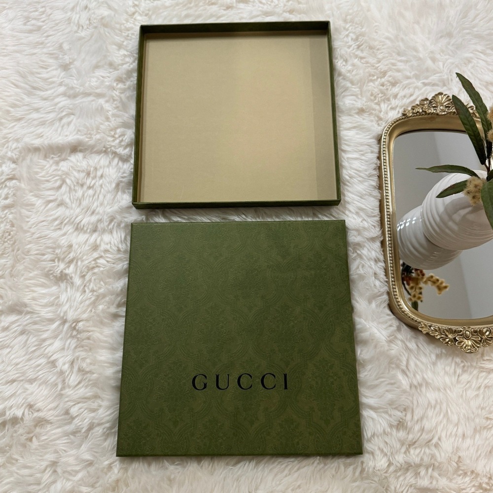 Authentic Gucci Empty Green Gift Box | Luxury Designer Packaging 10x10 - Picture 4 of 6